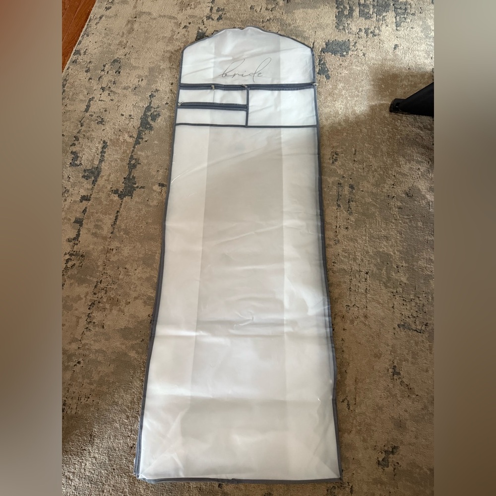 Dress bag